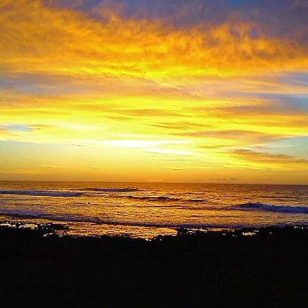 By Jonni Res. Chaparral Prázdninový dům